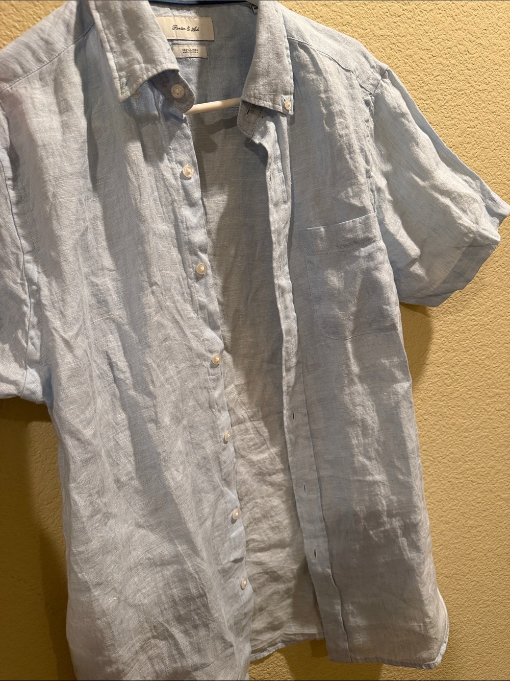 Men's Light Blue Short-Sleeve Linen Button-Down Shirt
